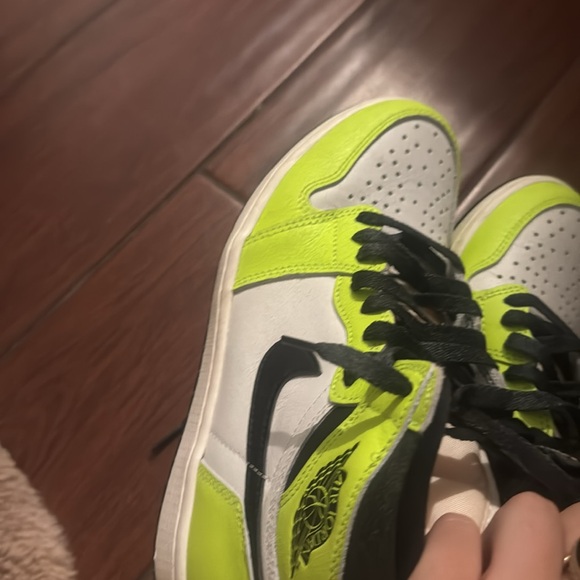 Jordans - Picture 3 of 3